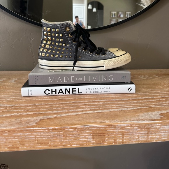Grey studded height top converse. - Picture 8 of 8